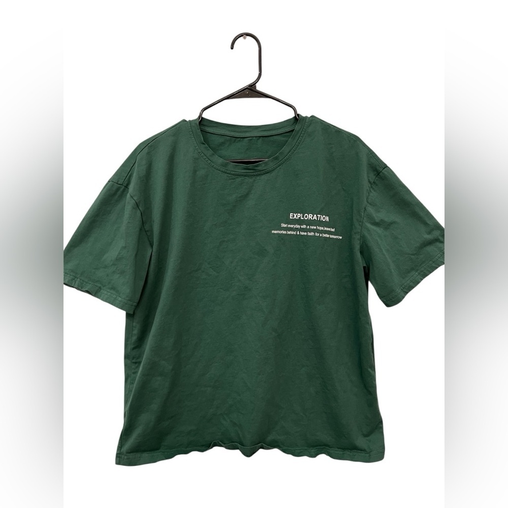 DAZY Green‎ Exploration Graphic T-Shirt Size Large